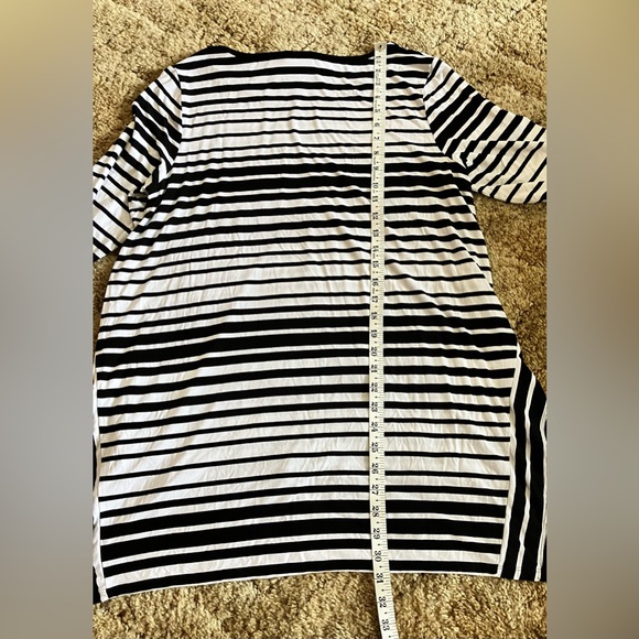 Chico’s High Low Tunic Top, Sz. L (See Sizing Chart) Black/White Striped - Picture 7 of 8